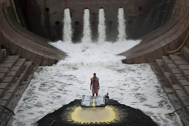 1matthew-barney-river-of-fundament-still-2014.jpg