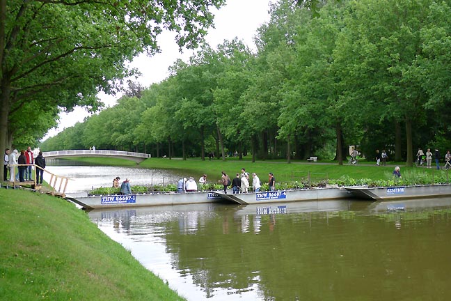 Boats_documenta_13.jpg